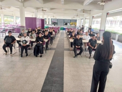 LINE_ALBUM_ดูงานศูนย์ศิลปชีพบางไทร จ_พระนครศรีอยุธยา_251124_263.jpg - โครงการเทิดทูล ชาติ ศาสนา พระมหากษัตริย์ รวมพลังแห่งความภัคดีของประชาชนเทศบาลตำบลสันป่าตอง  | https://www.sanpatong.go.th